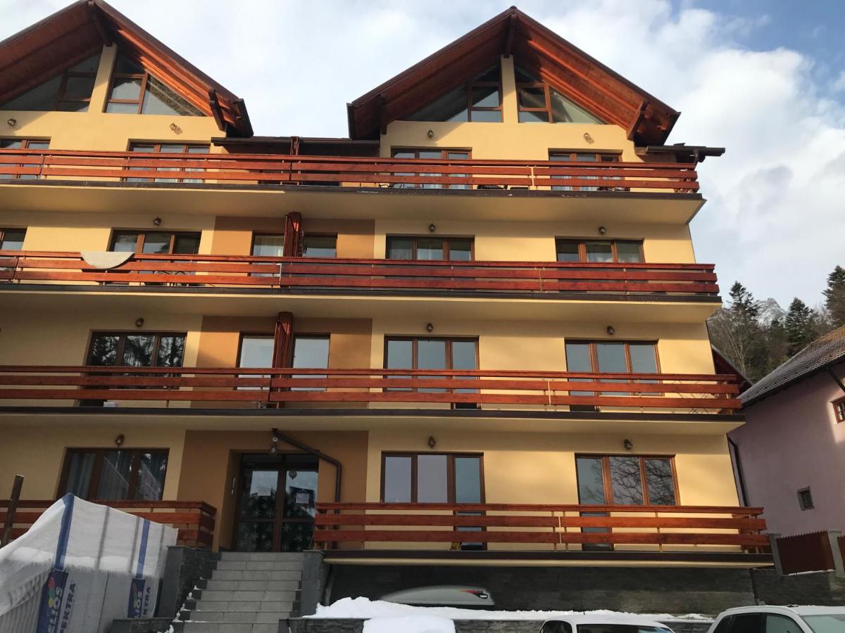 Ferienwohnung Kalinderu Adet ,Langa Partie Buşteni Exterior foto