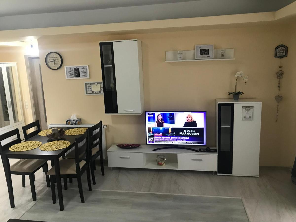 Ferienwohnung Kalinderu Adet ,Langa Partie Buşteni Exterior foto